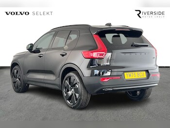 Used Volvo XC40 2025 for sale - 77210240: Photo
