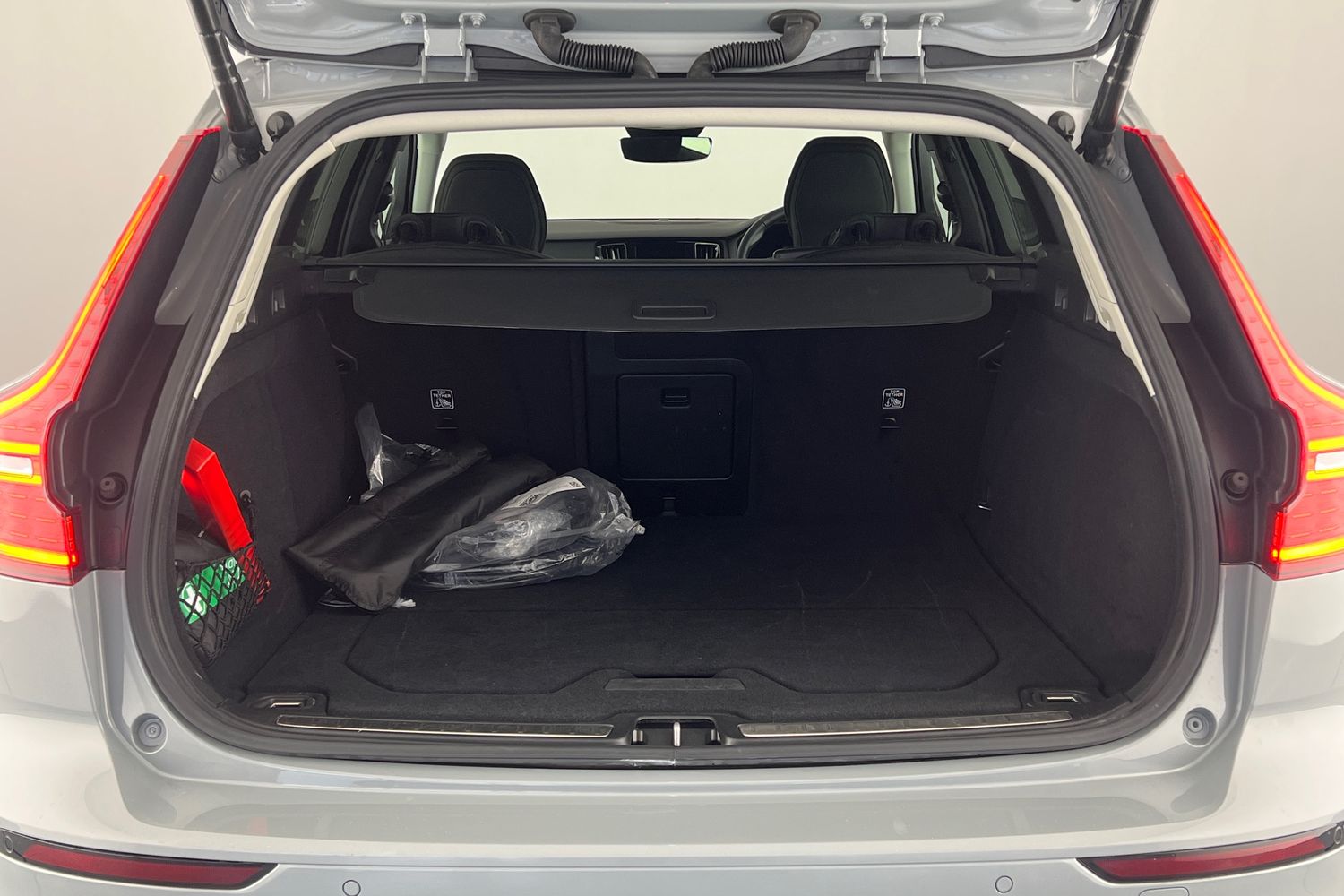 Used Volvo V60 2025 for sale - 77380963: Photo 8