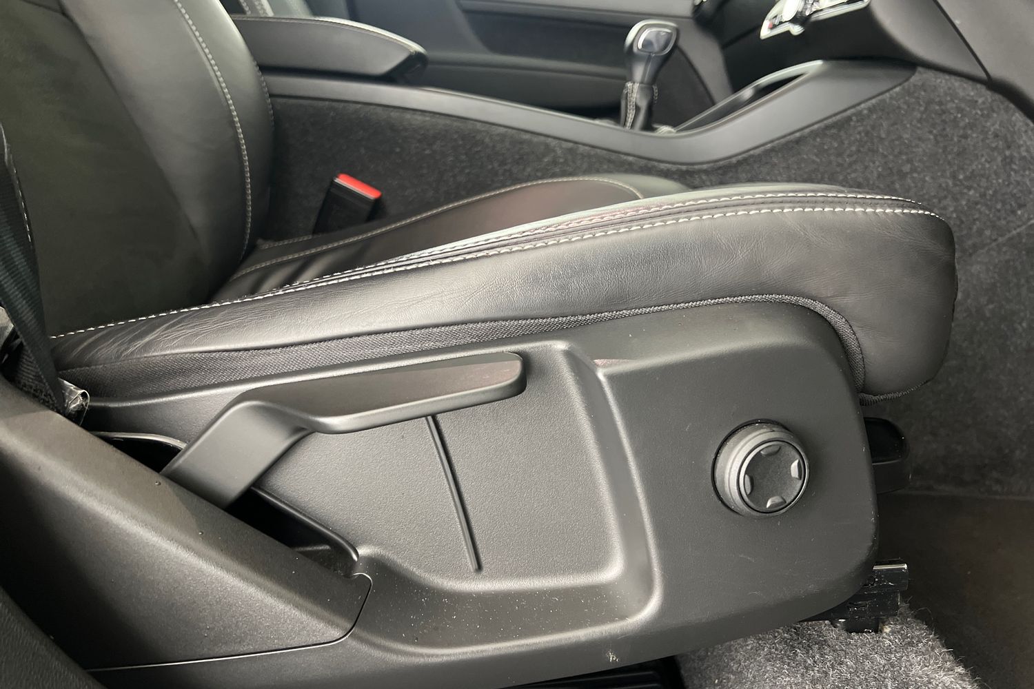 Used Volvo XC40 2021 for sale - 76796336: Photo 28