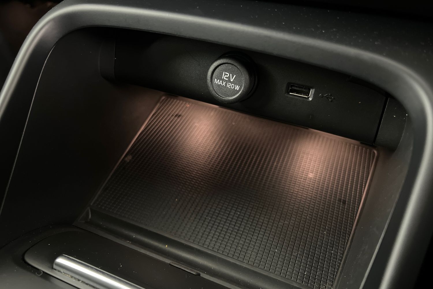 Used Volvo XC40 2021 for sale - 76796336: Photo 30