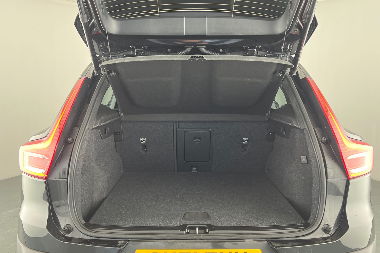 Used Volvo XC40 2021 for sale - 76796336: Photo 8