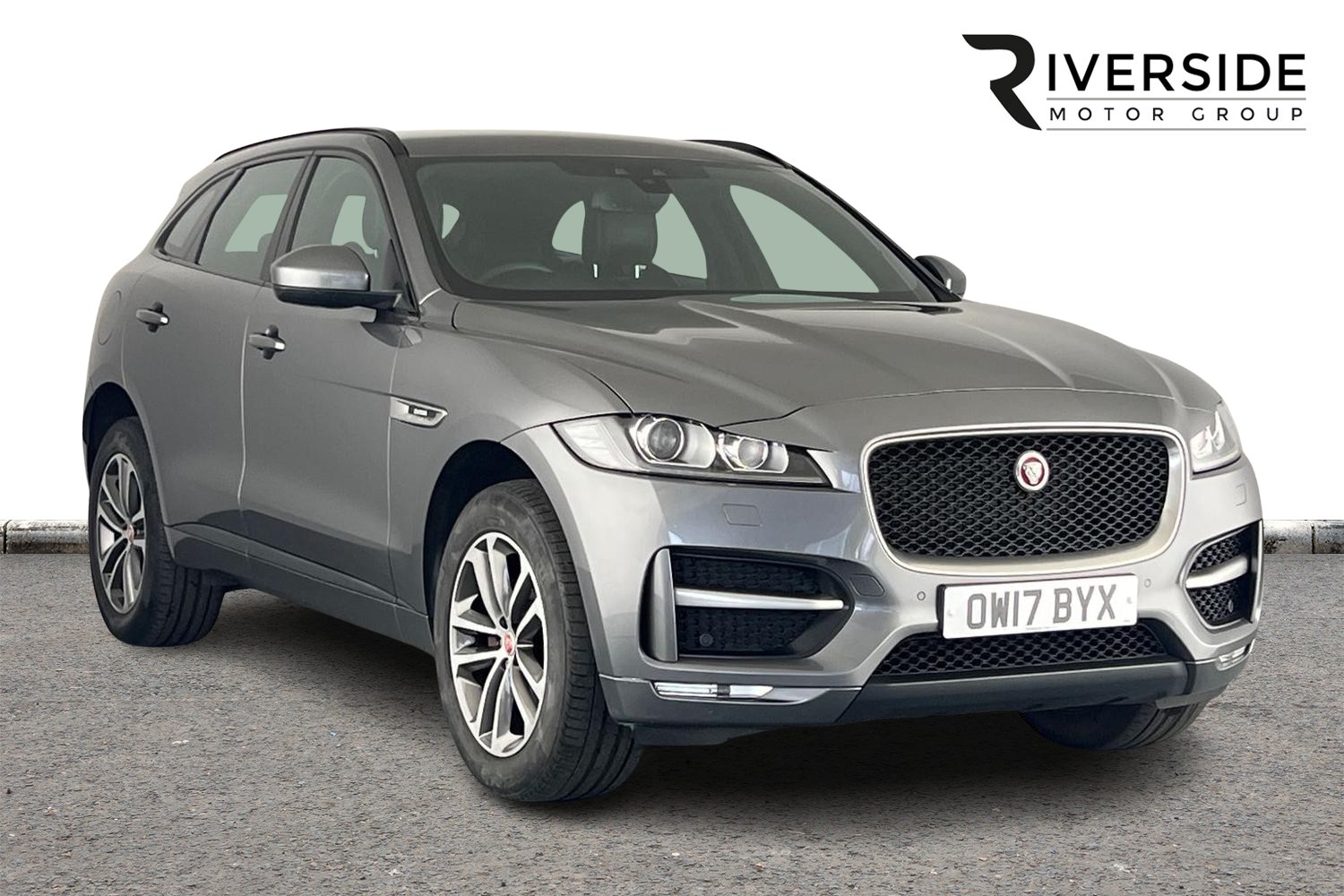 Used Jaguar F-Pace 2017 for sale - 76316925: Photo 1