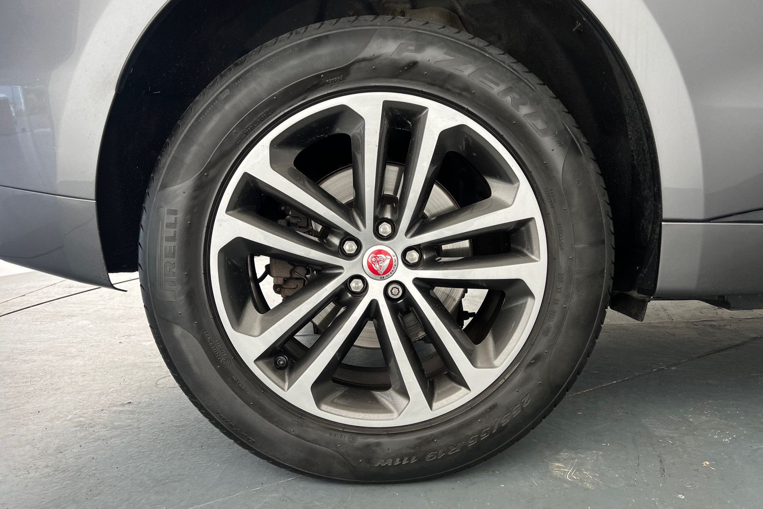 Used Jaguar F-Pace 2017 for sale - 76316925: Photo 25