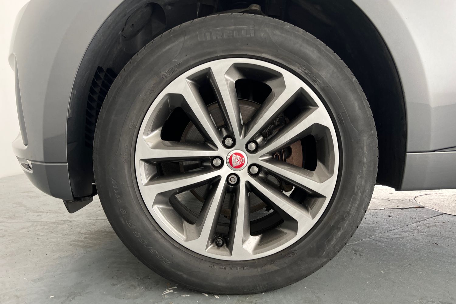 Used Jaguar F-Pace 2017 for sale - 76316925: Photo 27