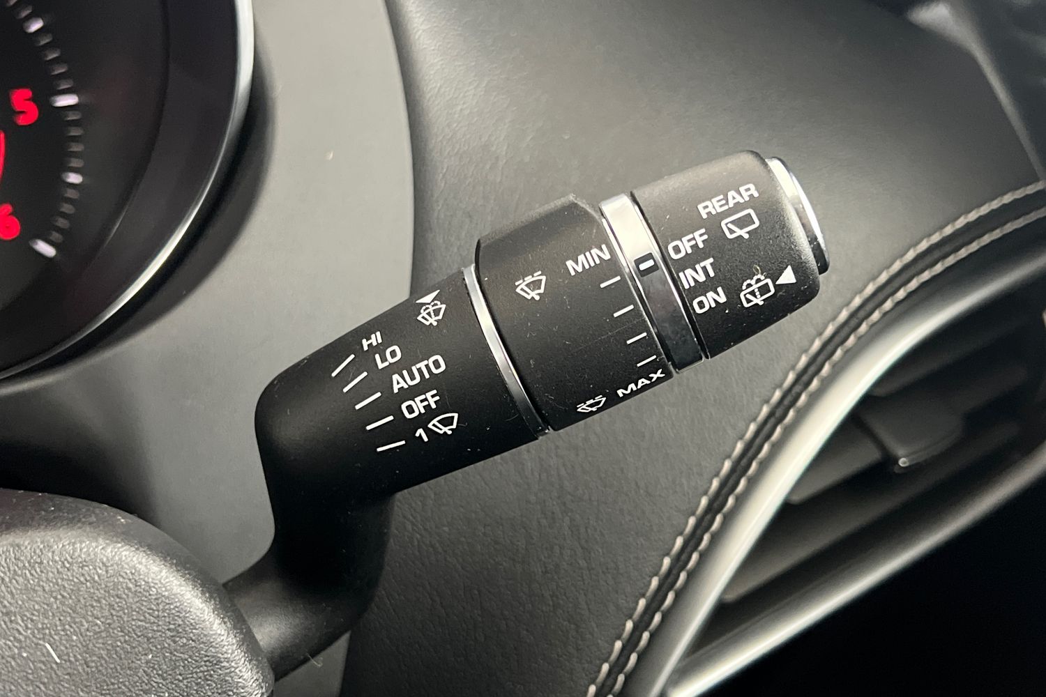 Used Jaguar F-Pace 2017 for sale - 76316925: Photo 38