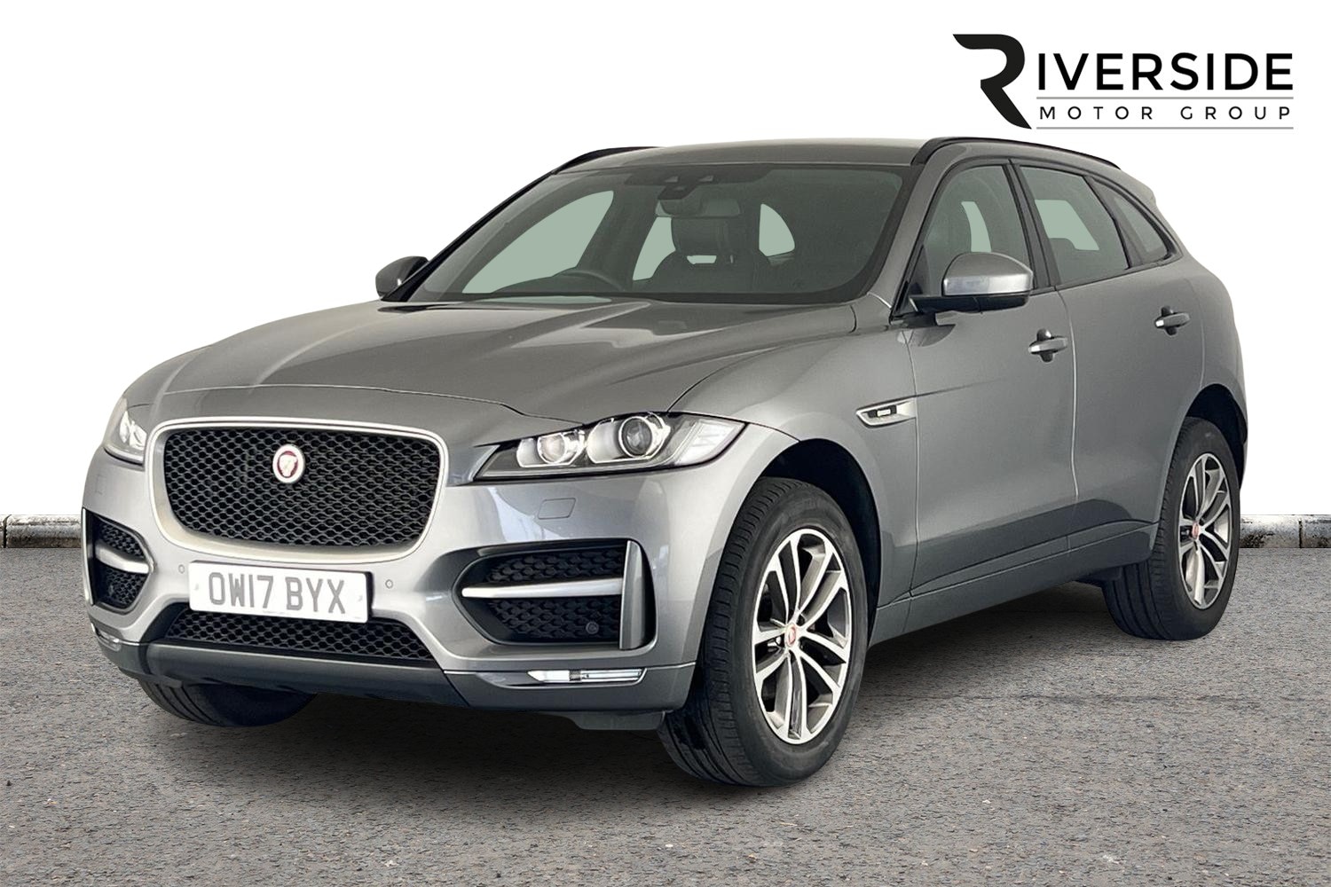 Used Jaguar F-Pace 2017 for sale - 76316925: Photo 9