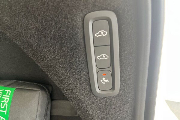 Used Volvo XC90 2025 for sale - 75440221: Photo 23