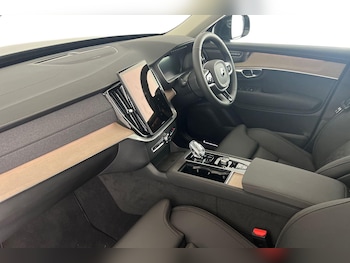 Used Volvo XC90 2025 for sale - 75440221: Photo