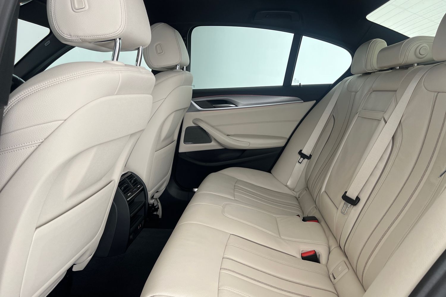 Used BMW 5 Series 2019 for sale - 77545152: Photo 17