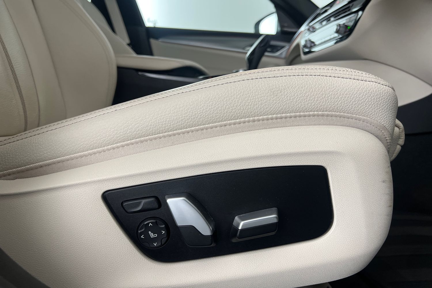 Used BMW 5 Series 2019 for sale - 77545152: Photo 30