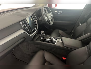 Used Volvo XC60 2019 for sale - 75440014: Photo