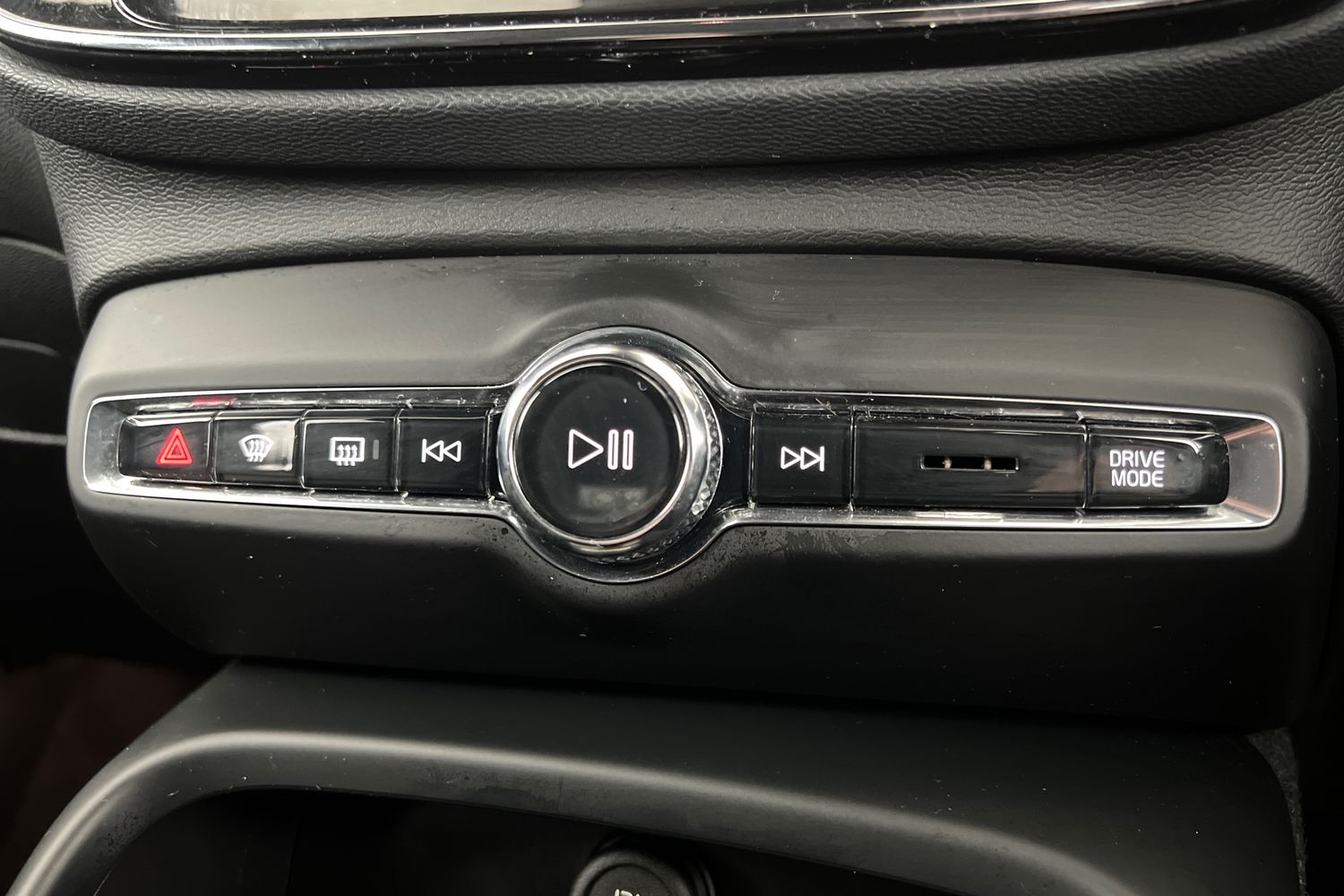 Used Volvo XC40 2022 for sale - 76234122: Photo 14