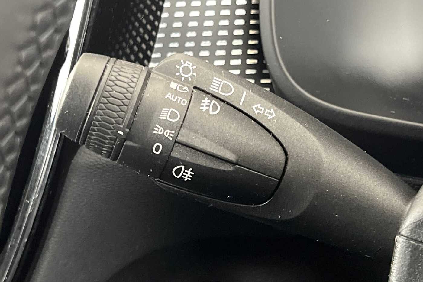 Used Volvo XC40 2022 for sale - 76234122: Photo 33