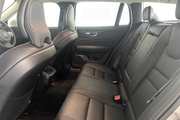 Used Volvo V60 2022 for sale - 75641135: Photo 17