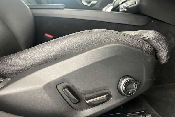 Used Volvo V60 2022 for sale - 75641135: Photo 30