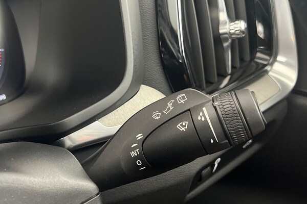 Used Volvo V60 2022 for sale - 75641135: Photo 36