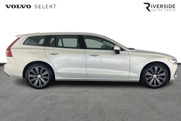Used Volvo V60 2022 for sale - 75641135: Photo 4