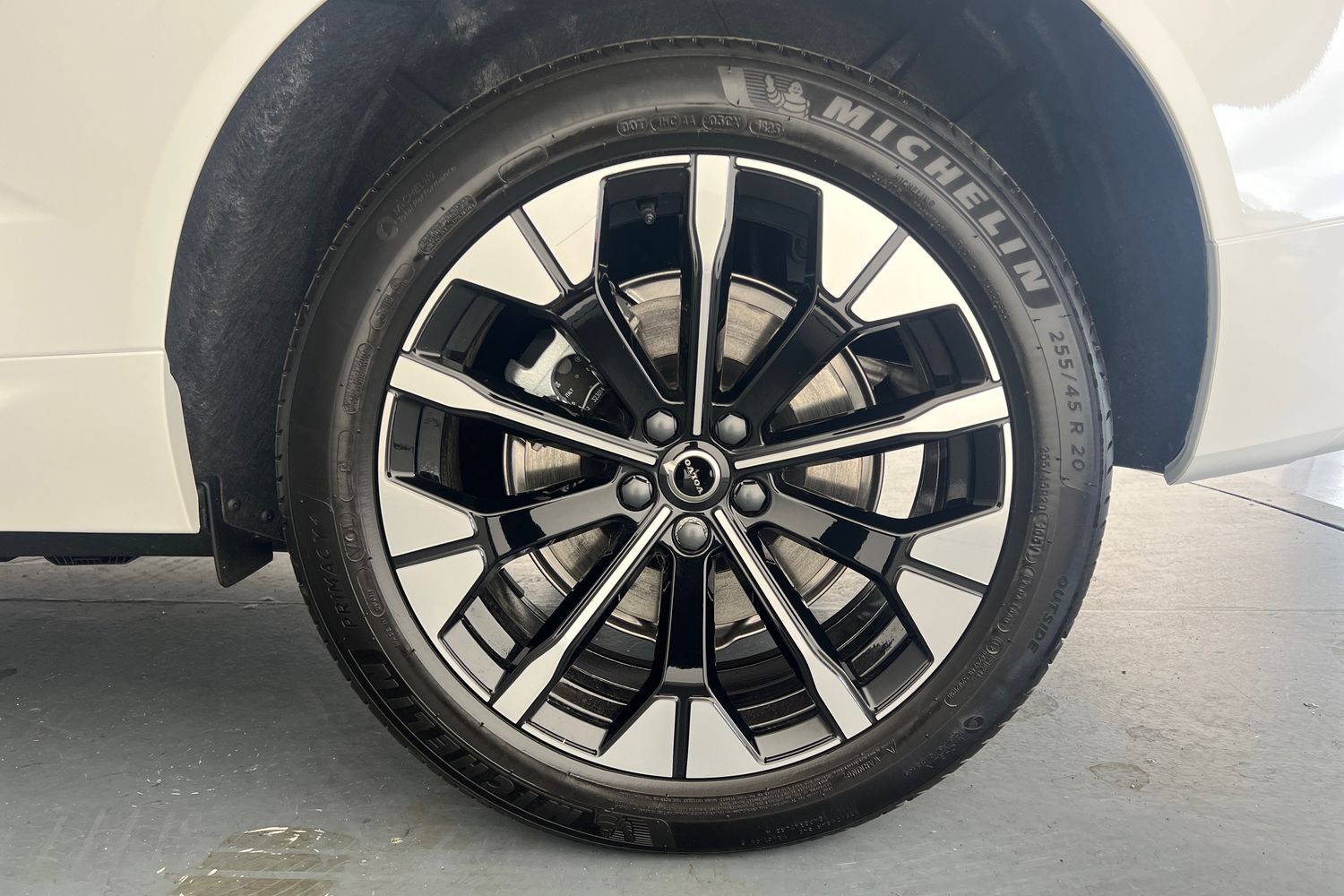 Used Volvo XC60 2025 for sale - 76007927: Photo 25