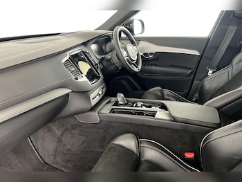 Used Volvo XC90 2021 for sale - 76796357: Photo