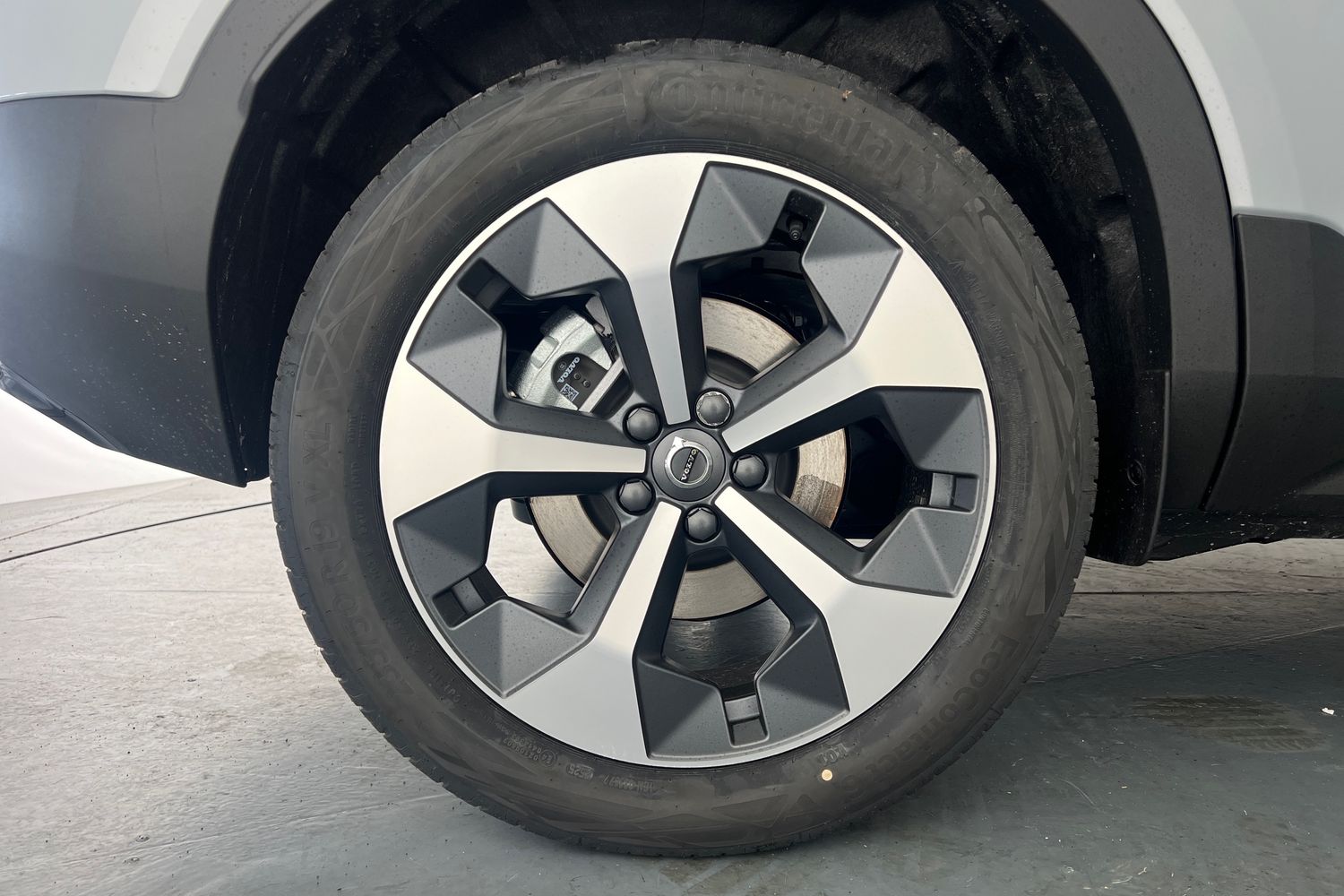 Used Volvo XC40 2025 for sale - 76614946: Photo 24