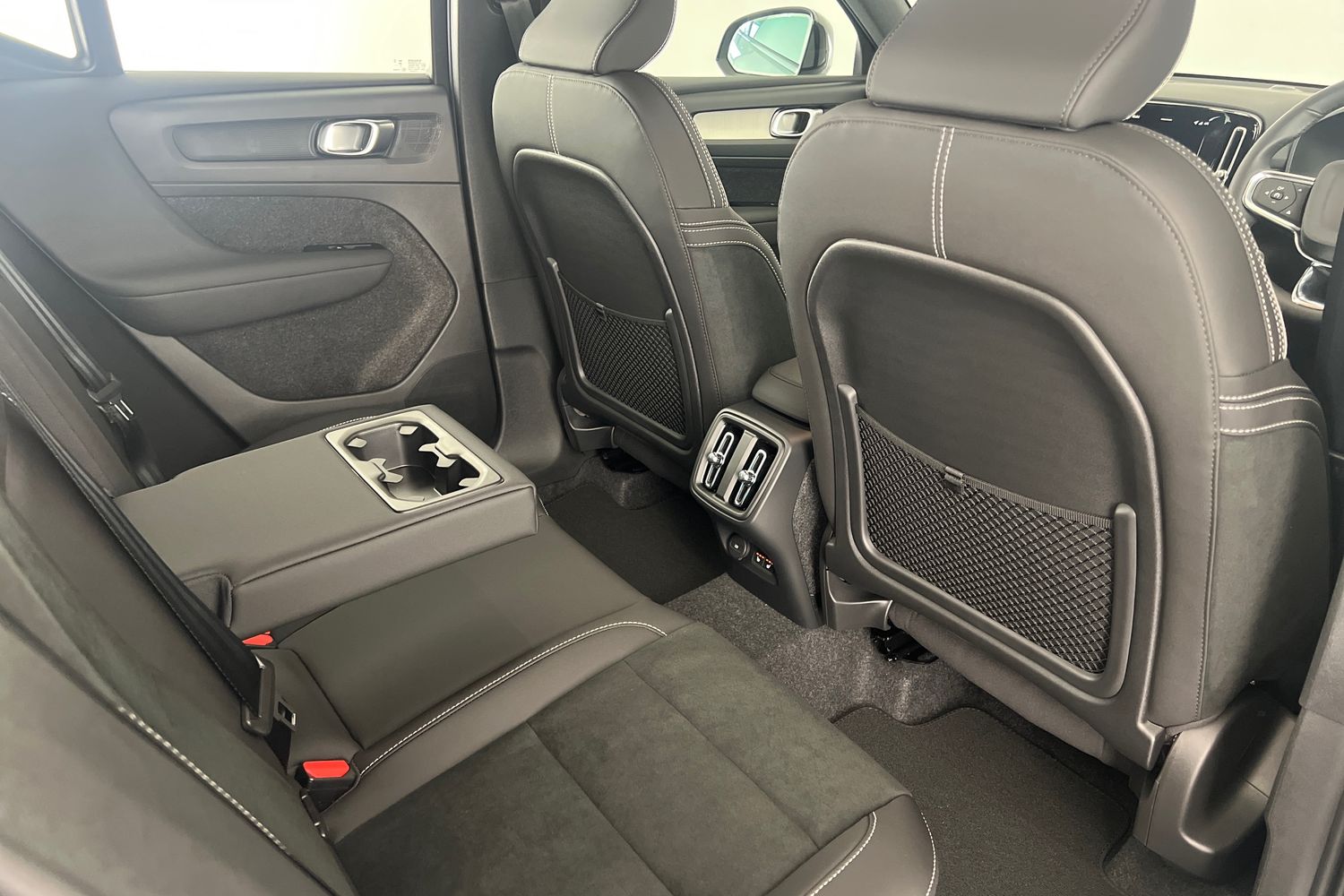 Used Volvo XC40 2025 for sale - 76614946: Photo 29