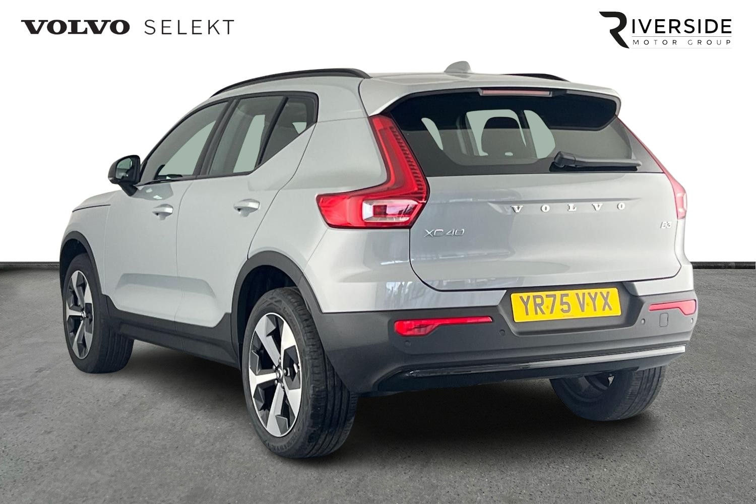 Used Volvo XC40 2025 for sale - 76614946: Photo 3