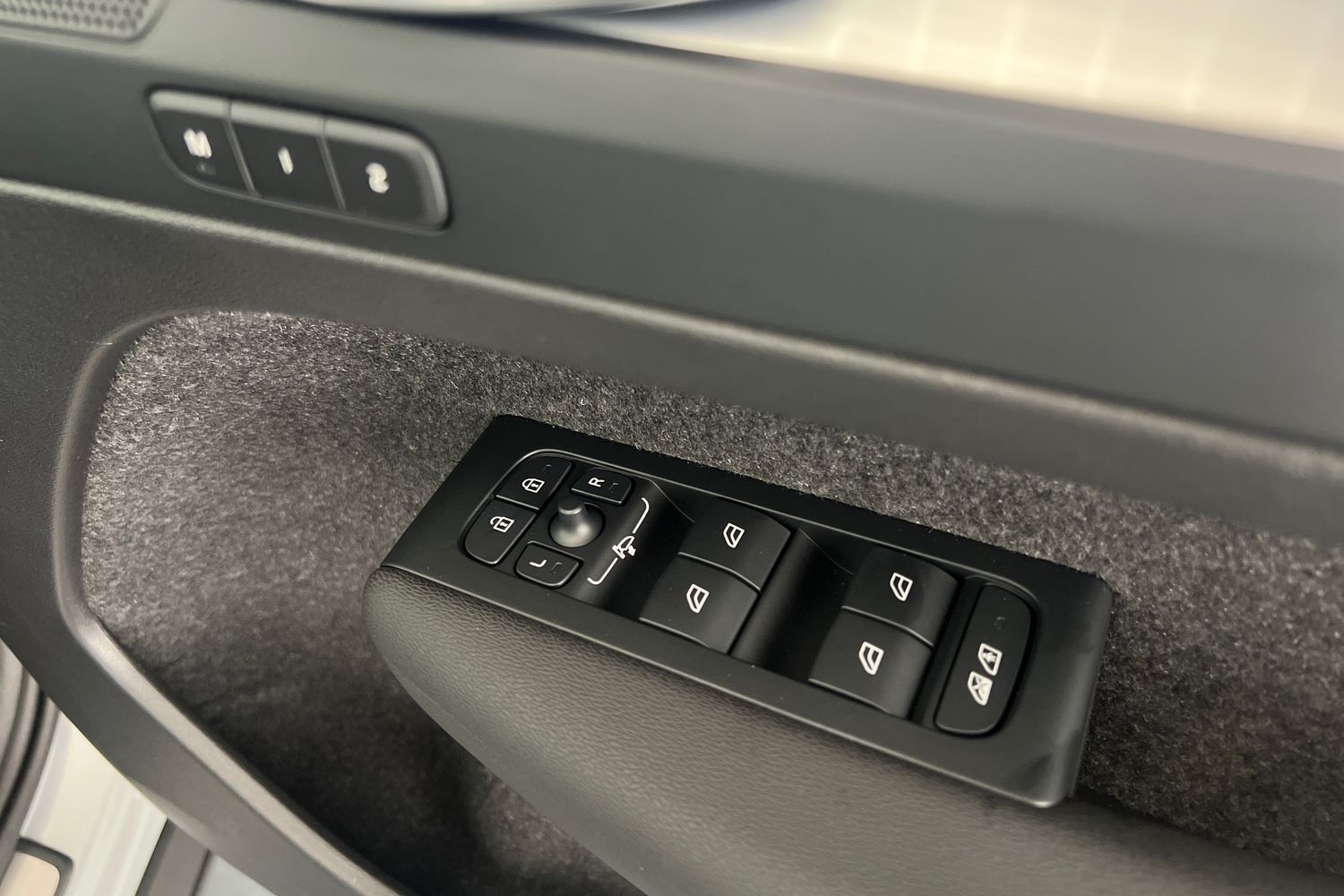 Used Volvo XC40 2025 for sale - 76614946: Photo 30