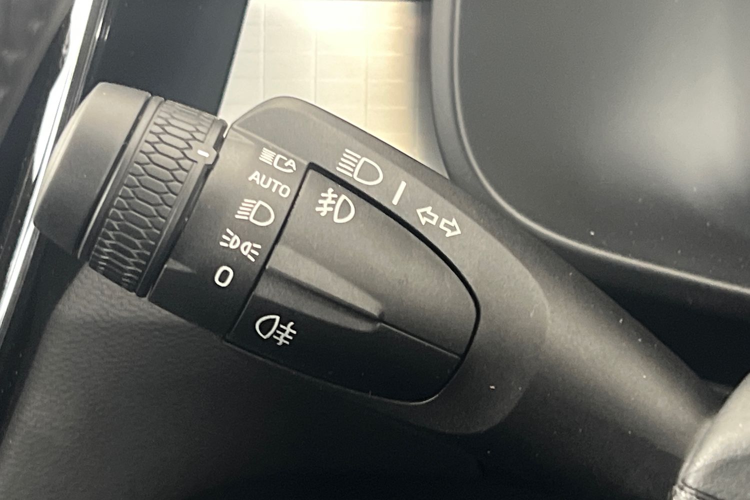 Used Volvo XC40 2025 for sale - 76614946: Photo 32