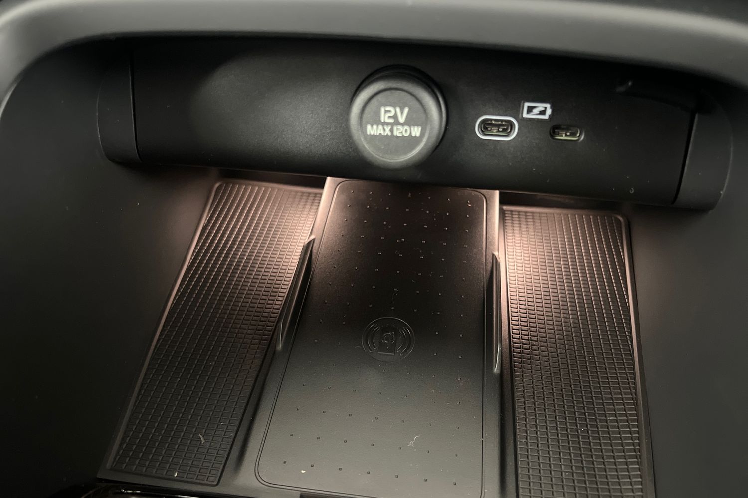 Used Volvo XC40 2025 for sale - 76614946: Photo 36