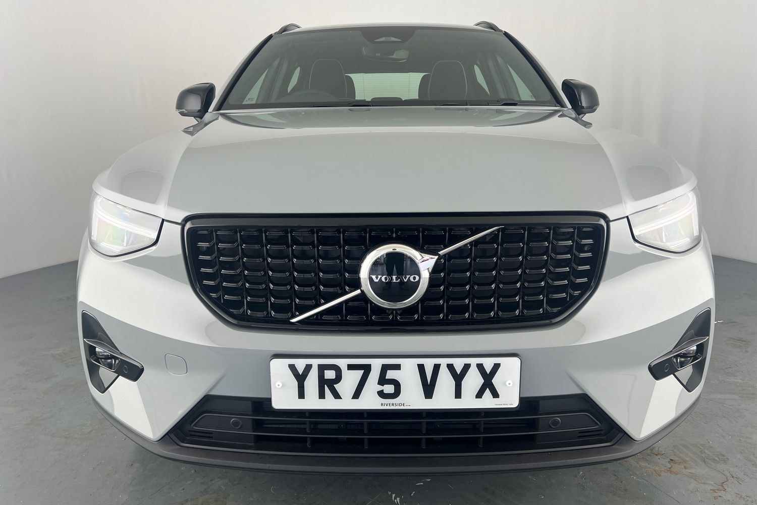 Used Volvo XC40 2025 for sale - 76614946: Photo 40