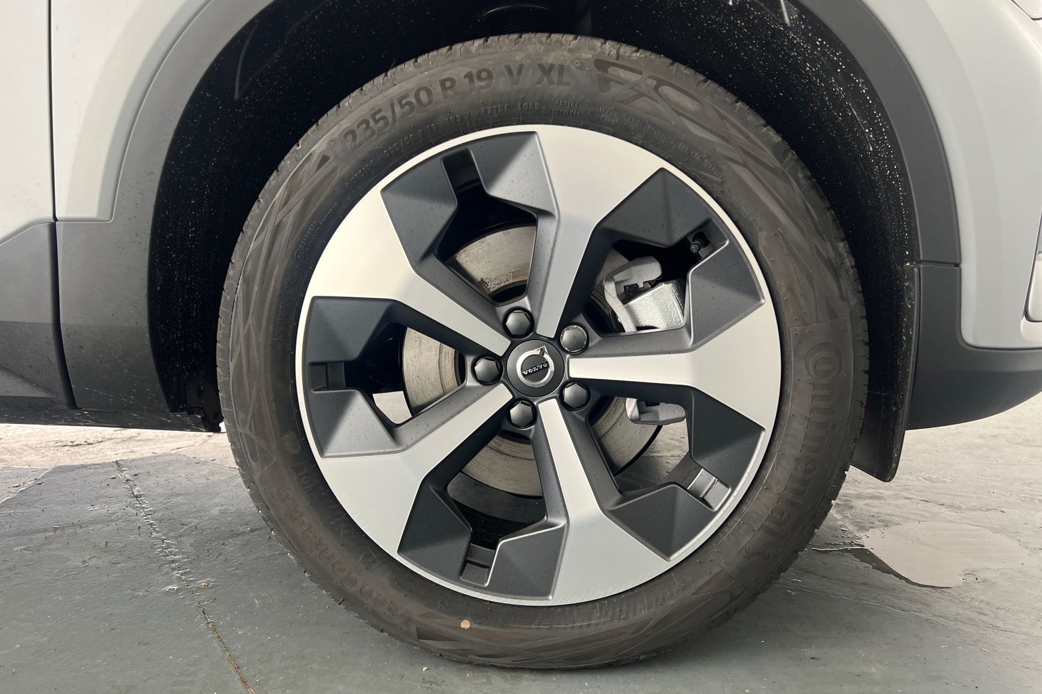 Used Volvo XC40 2025 for sale - 76614946: Photo 5