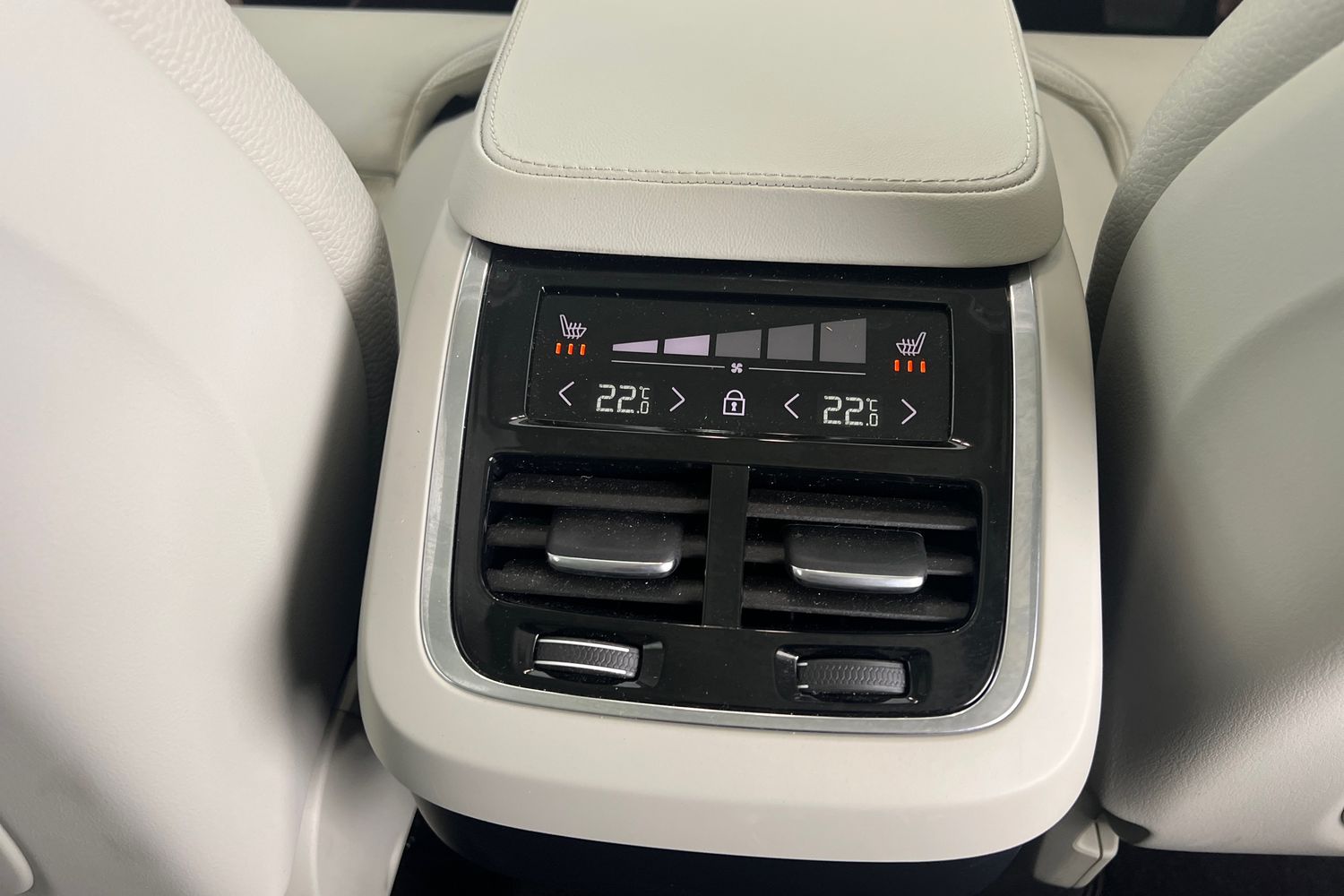 Used Volvo XC90 2022 for sale - 77434894: Photo 32