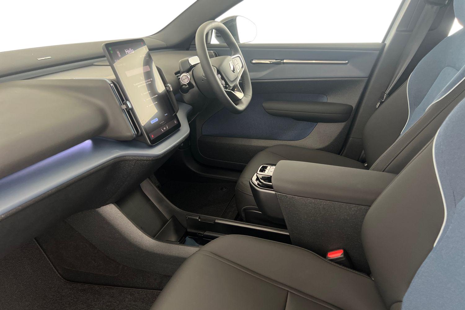 Used Volvo EX30 2026 for sale - 77353704: Photo 2