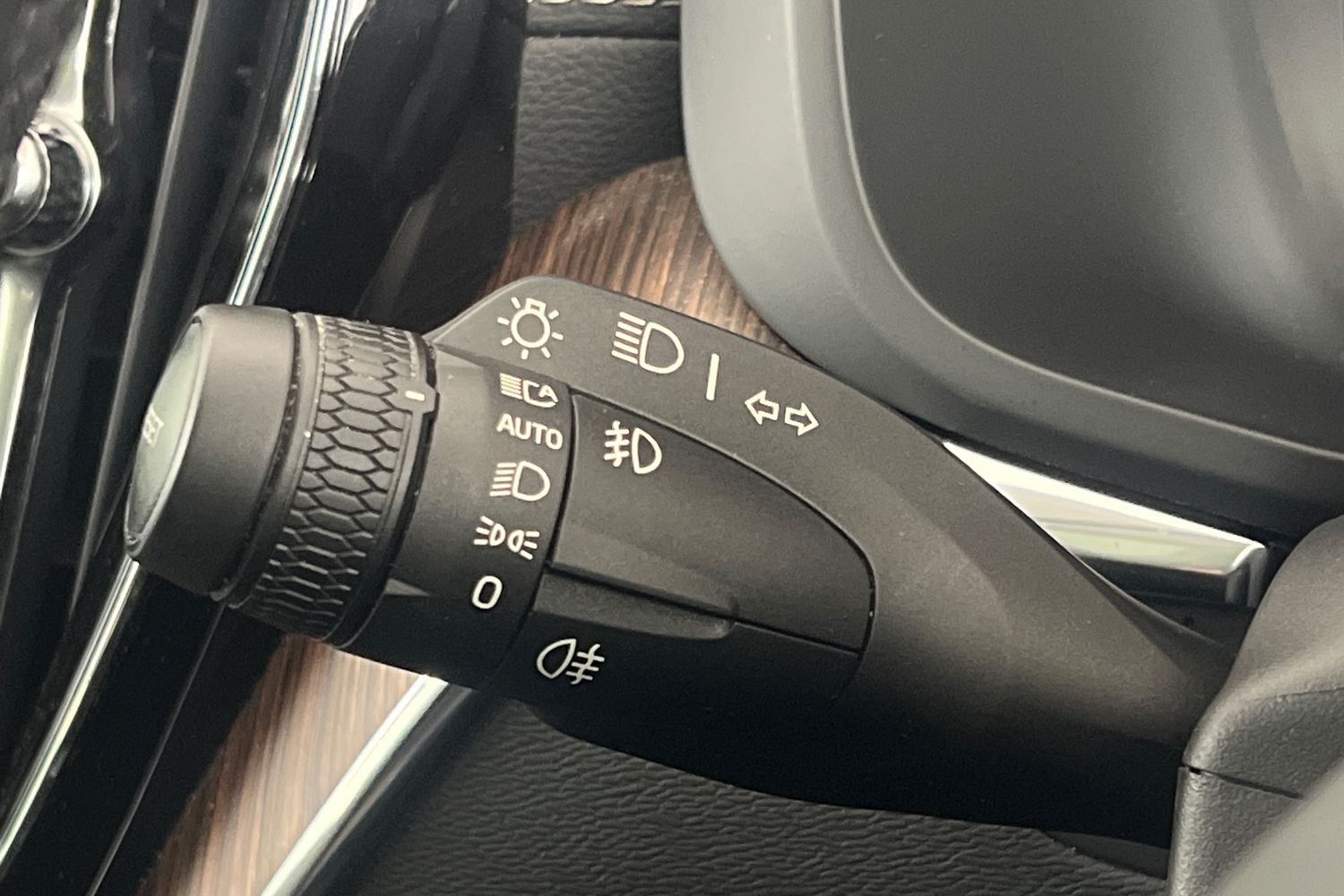 Used Volvo XC60 2022 for sale - 77269298: Photo 33