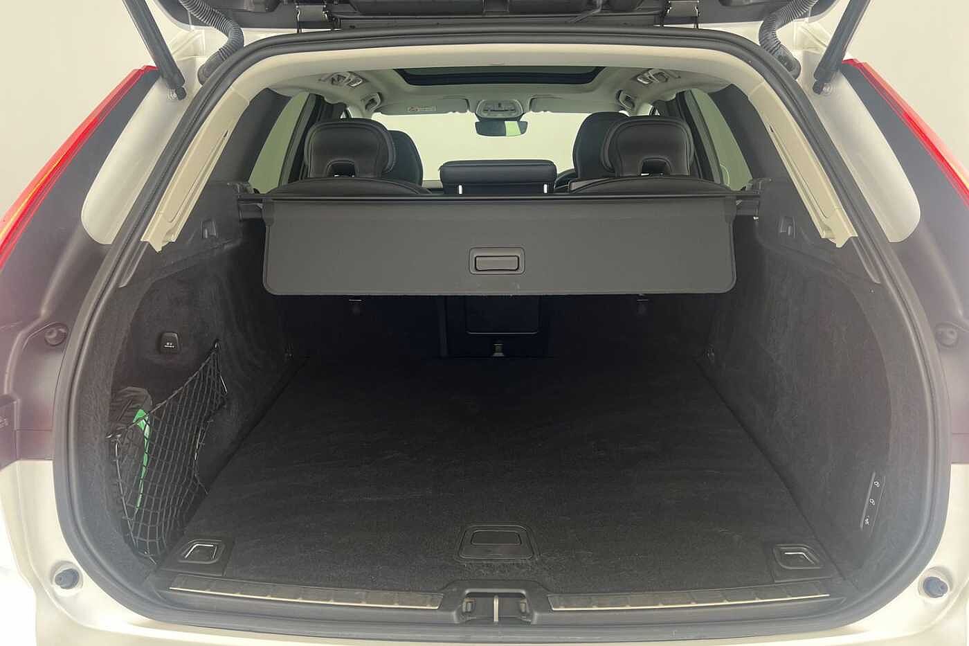 Used Volvo XC60 2022 for sale - 77269298: Photo 8