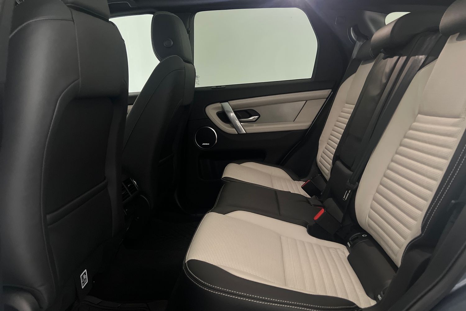 Used Land Rover Discovery Sport 2021 for sale - 76079074: Photo 17
