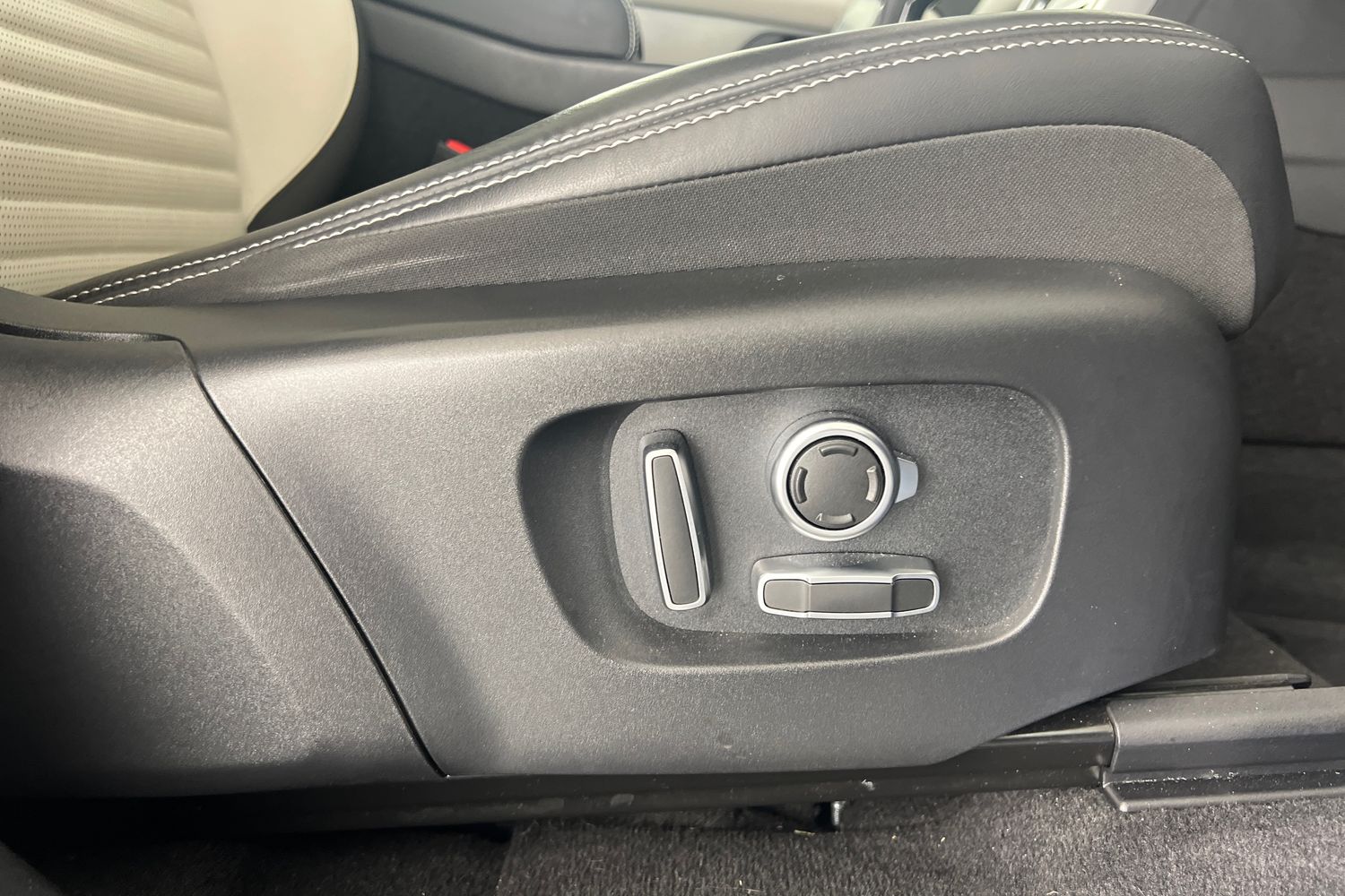 Used Land Rover Discovery Sport 2021 for sale - 76079074: Photo 32