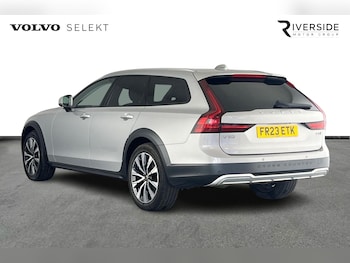 Used Volvo V90 2023 for sale - 77833446: Photo