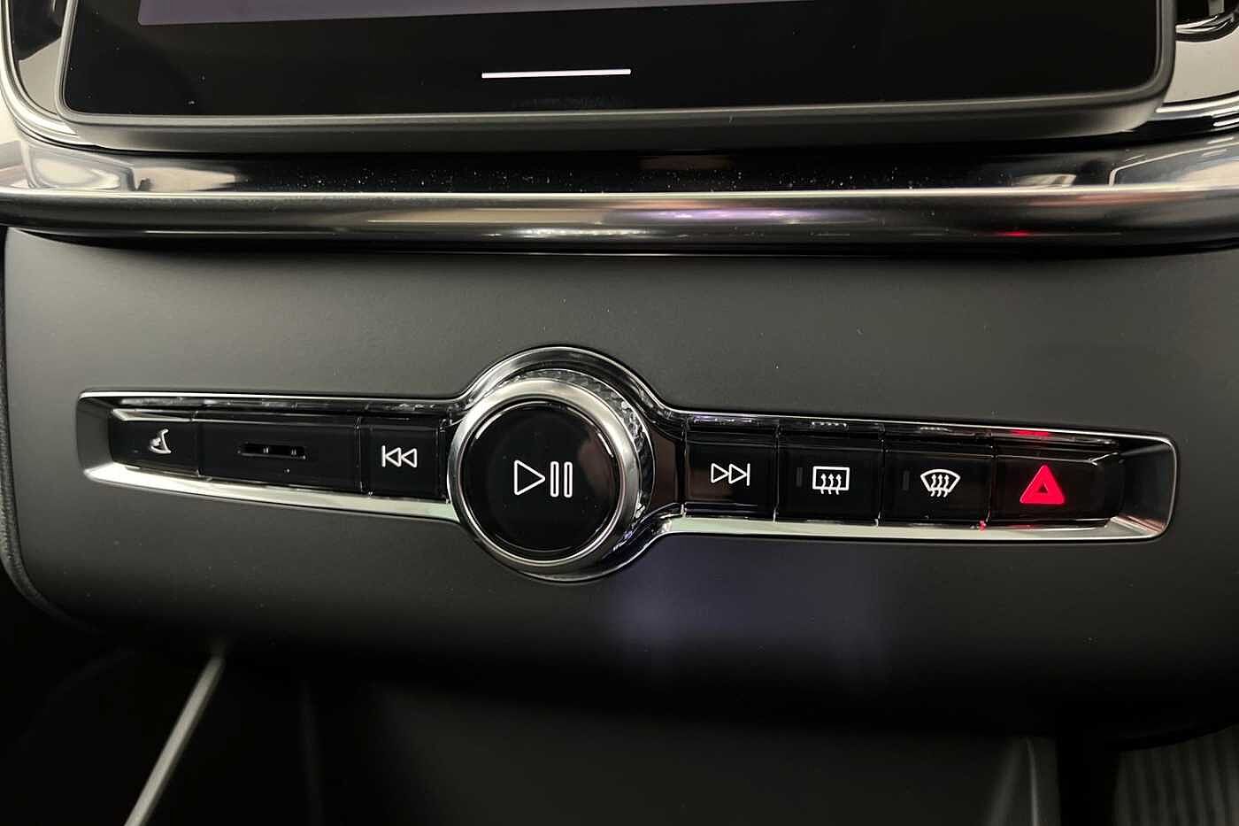 Used Volvo XC90 2025 for sale - 76796321: Photo 14