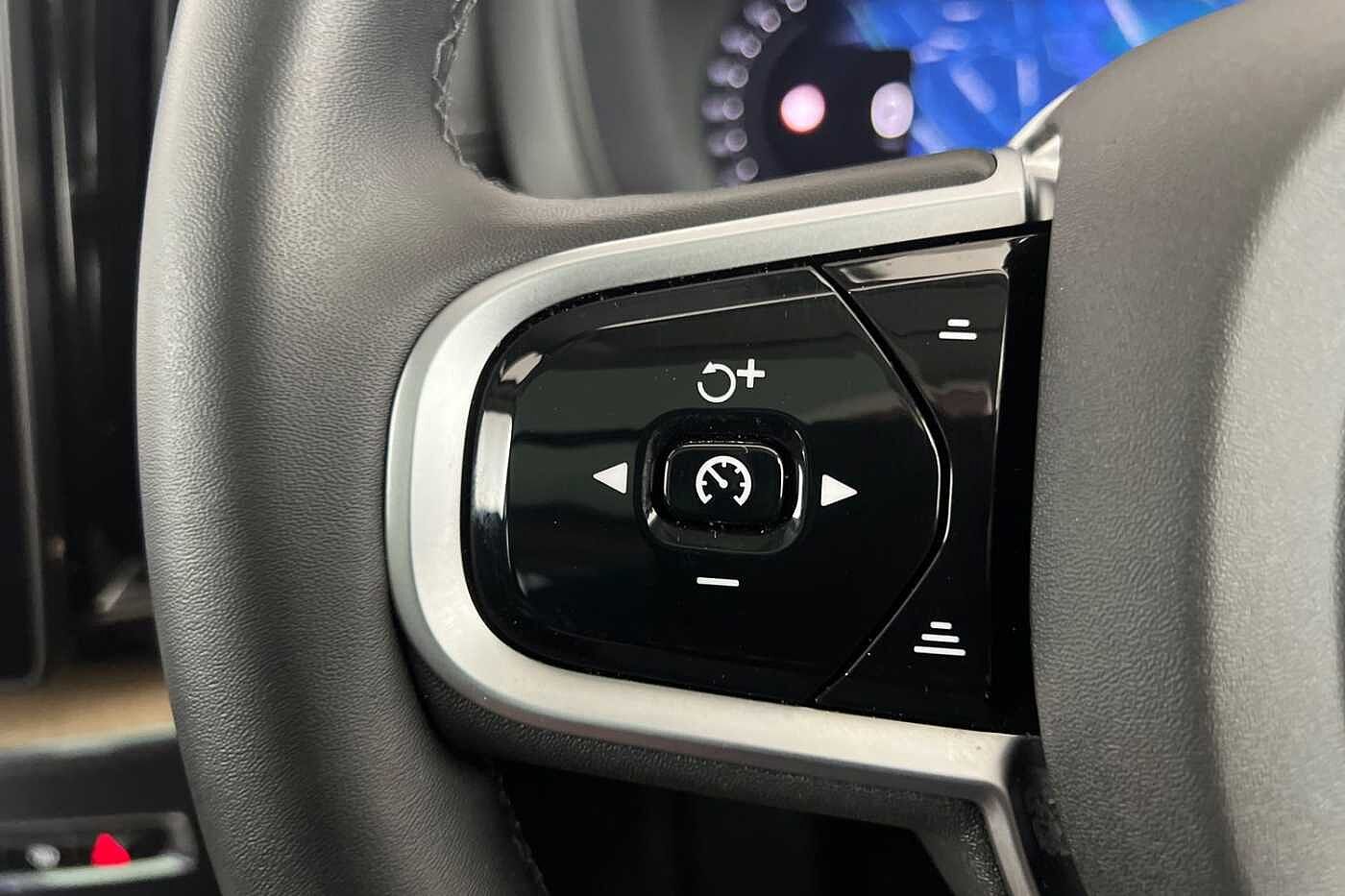 Used Volvo XC60 2025 for sale - 77380970: Photo 11