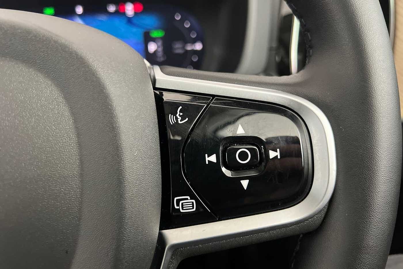 Used Volvo XC60 2025 for sale - 77380970: Photo 12