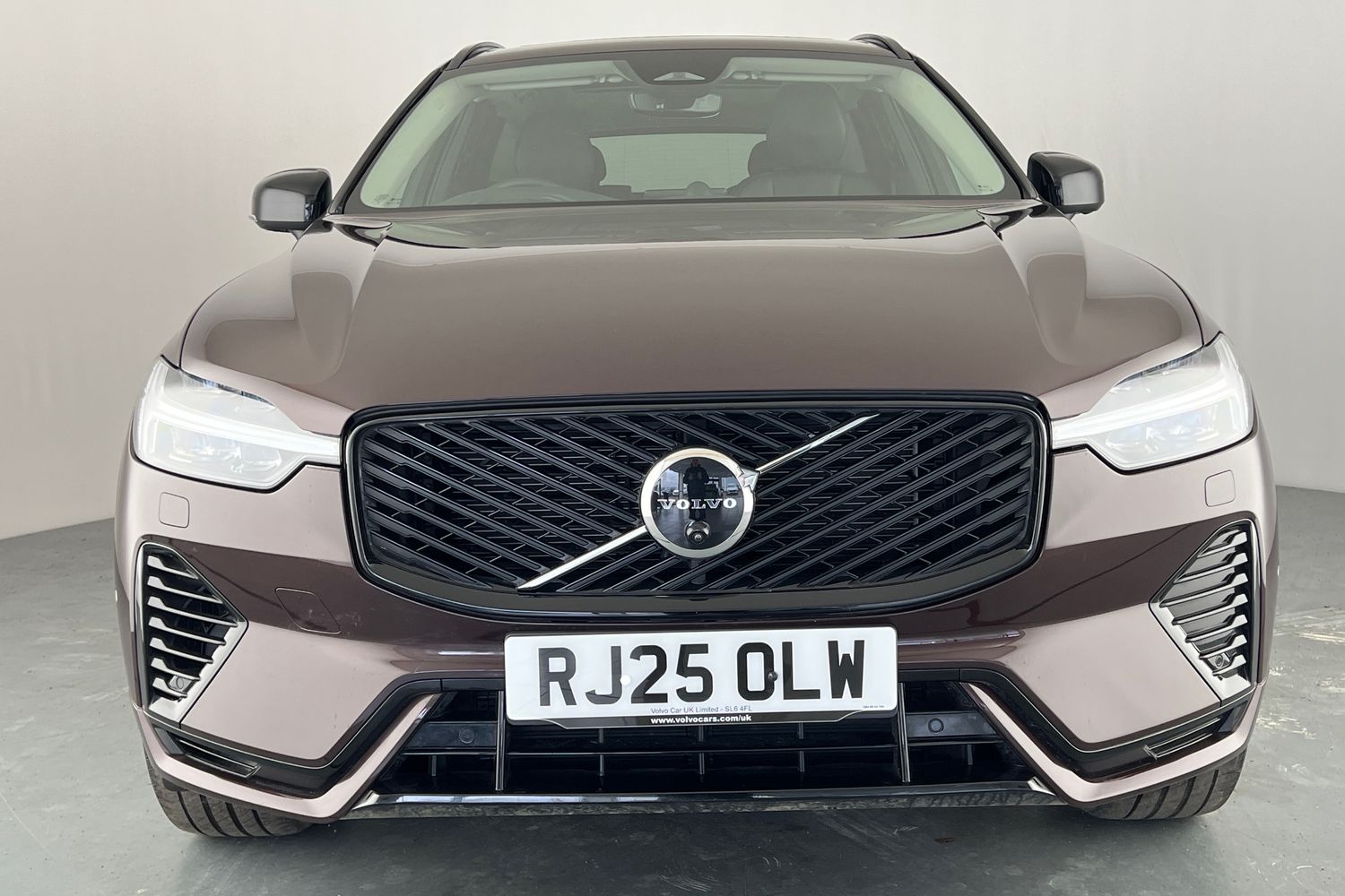 Used Volvo XC60 2025 for sale - 77380970: Photo 40