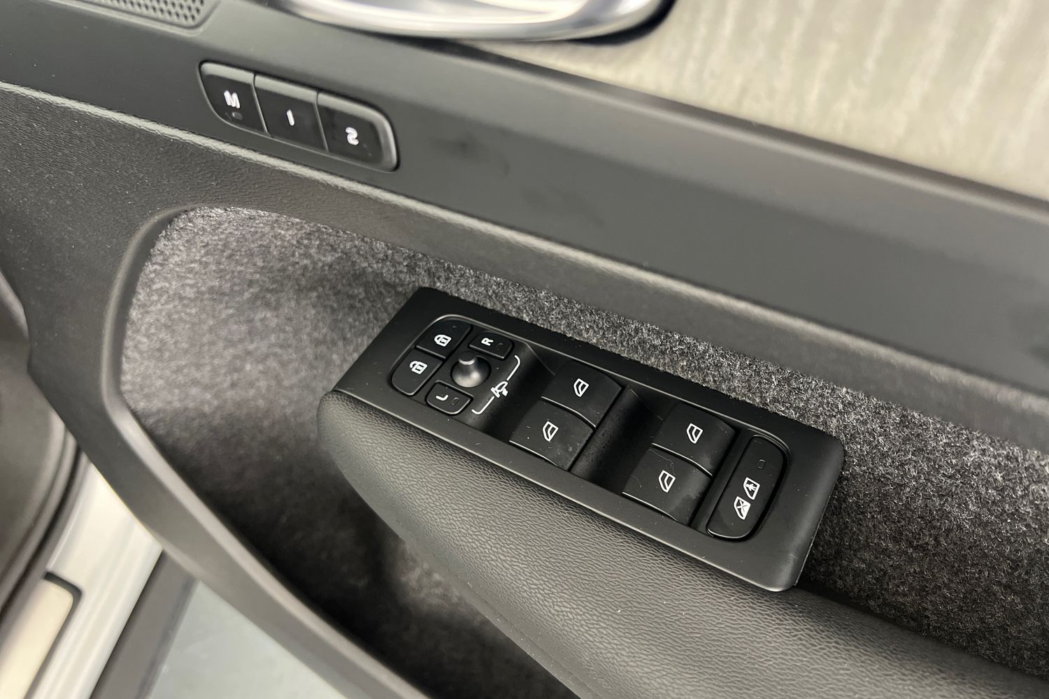 Used Volvo XC40 2023 for sale - 76221774: Photo 30