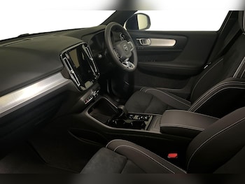 Used Volvo XC40 2025 for sale - 76614945: Photo