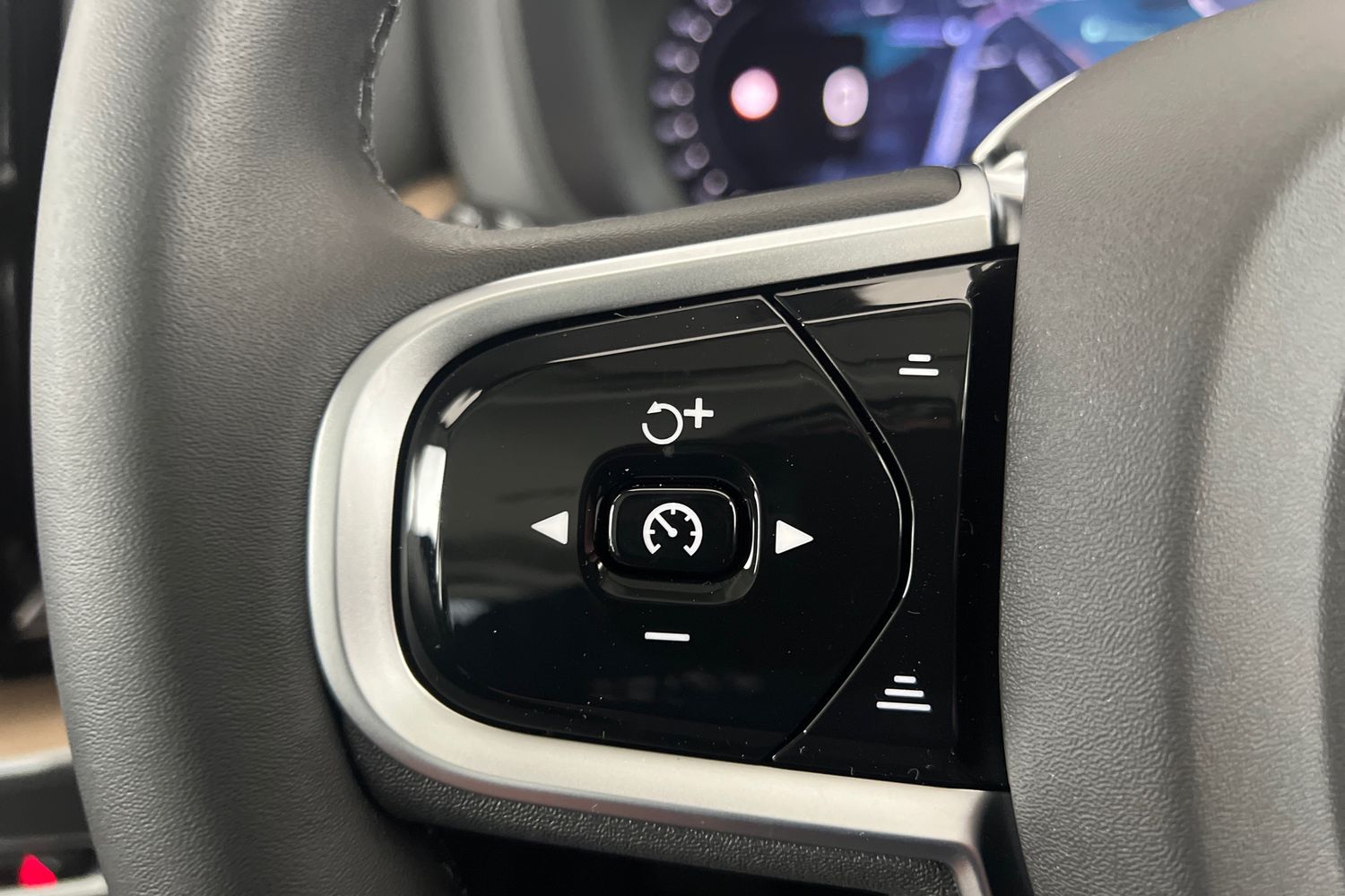 Used Volvo XC60 2026 for sale - 77950640: Photo 11