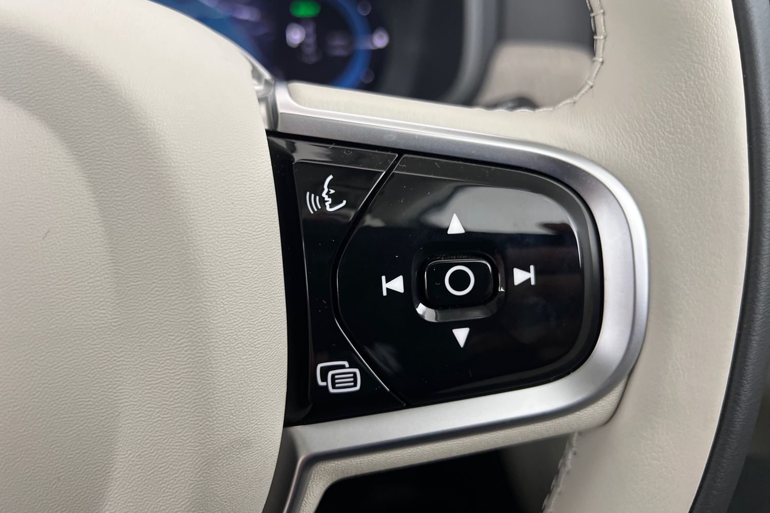 Used Volvo V90 2025 for sale - 76479874: Photo 12