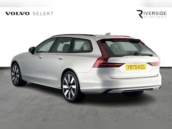 Used Volvo V90 2025 for sale - 76479874: Photo