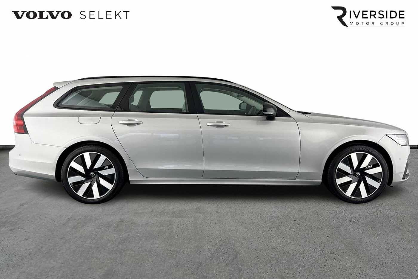 Used Volvo V90 2025 for sale - 76479874: Photo 4