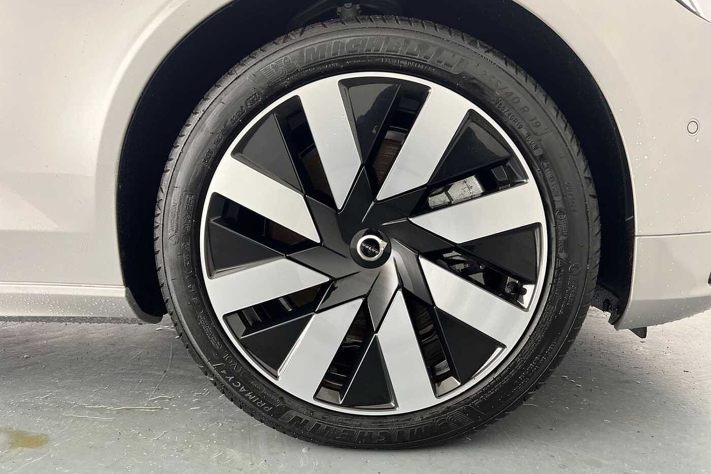 Used Volvo V90 2025 for sale - 76479874: Photo 5