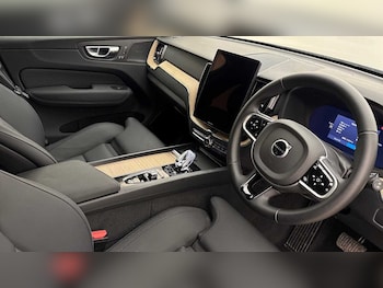 Used Volvo XC60 2025 for sale - 79241230: Photo